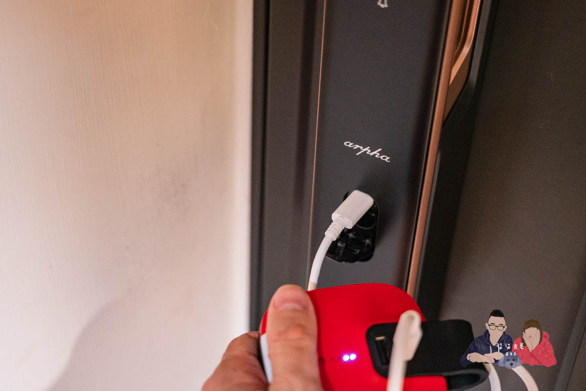 Arpha M2電子鎖開箱評價》支援3D人臉辨識跟電子貓眼的台灣製造,還能APP遠端監視遙控!ft.Arpha智能生活 - 第43張圖 Arpha M2電子鎖開箱評價》支援3D人臉辨識跟電子貓眼的台灣製造,還能APP遠端監視遙控!ft.Arpha智能生活