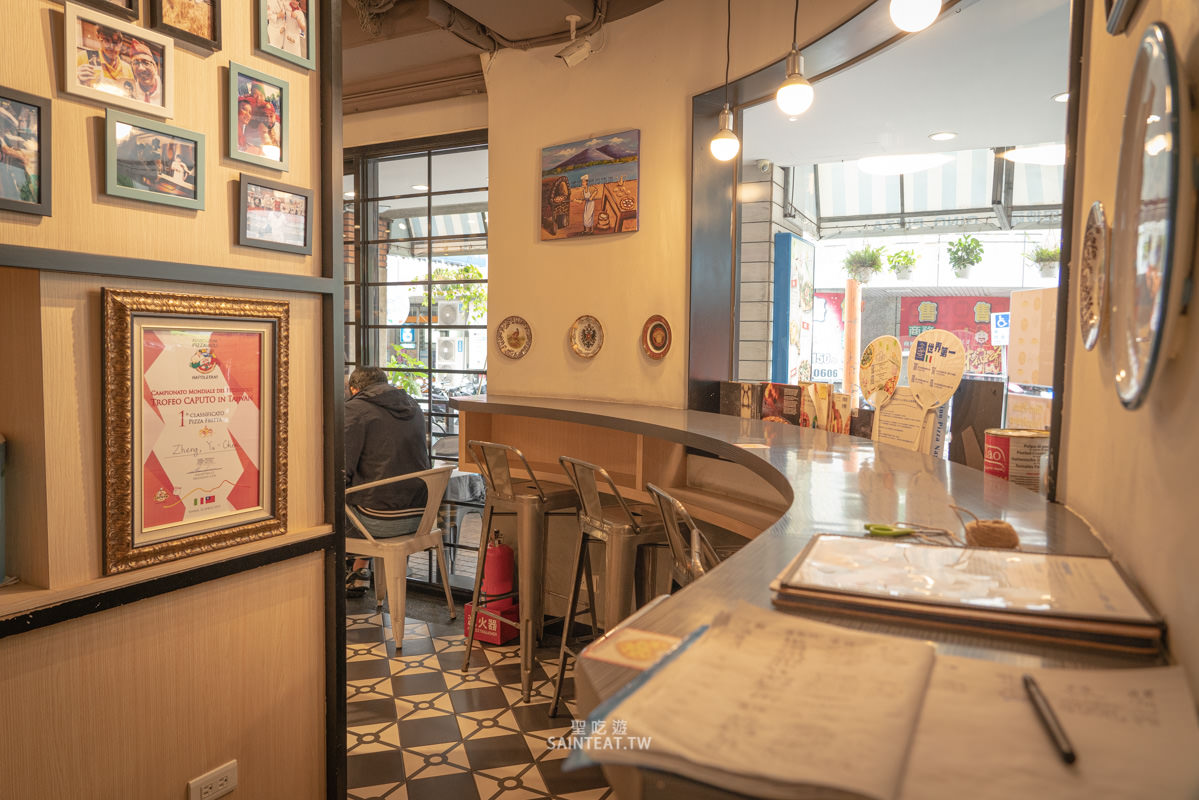 新莊美食推薦》Gino Pizza Napoletana新莊店｜得過世界冠軍但還是相當平價的好吃義大利餐廳！