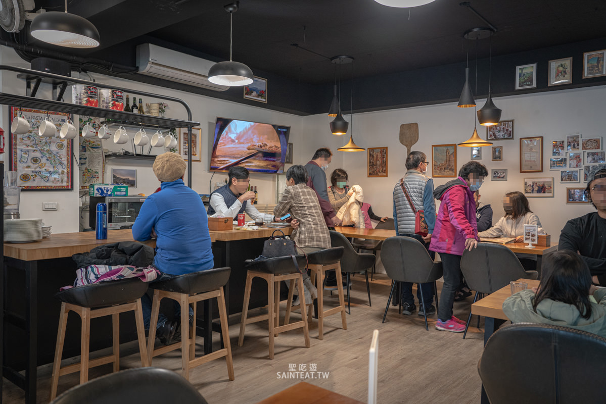 汐止義式餐廳推薦》Gira Pizza 旋轉披薩|好吃的正宗義大利披薩,可惜要搬離汐止啦,汐止還會有正統的義大利披薩嗎? - 第4張圖 汐止義式餐廳推薦》Gira Pizza 旋轉披薩|好吃的正宗義大利披薩,可惜要搬離汐止啦,汐止還會有正統的義大利披薩嗎?