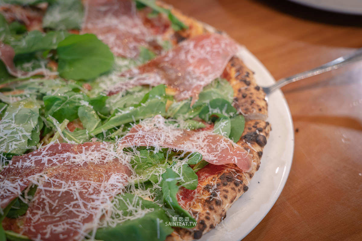 汐止義式餐廳推薦》Gira Pizza 旋轉披薩|好吃的正宗義大利披薩,可惜要搬離汐止啦,汐止還會有正統的義大利披薩嗎? - 第14張圖 汐止義式餐廳推薦》Gira Pizza 旋轉披薩|好吃的正宗義大利披薩,可惜要搬離汐止啦,汐止還會有正統的義大利披薩嗎?