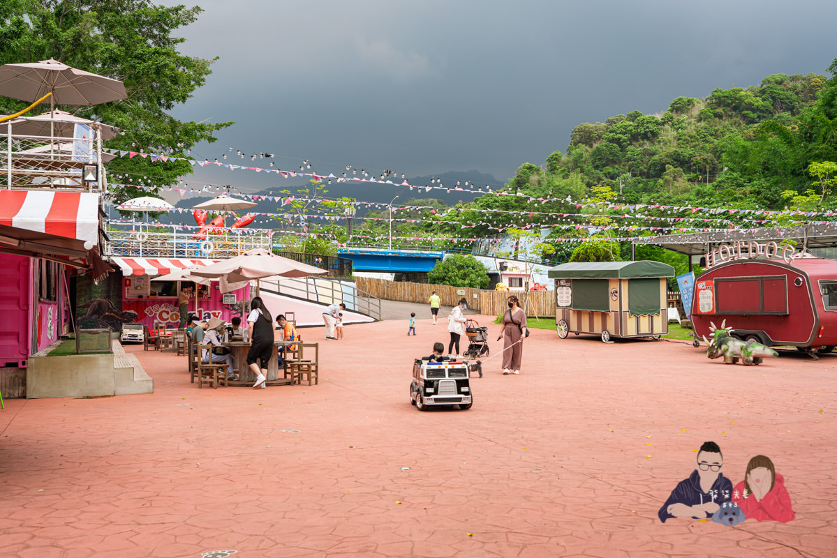 台中寵物景點》HIONE啵比星球｜寵物親子友善樂園，居然敢號稱寵物版的迪士尼？認真？
