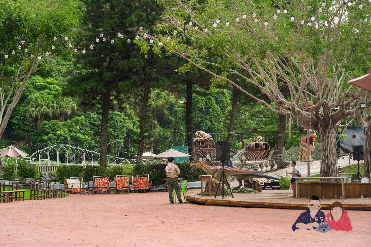 台中寵物景點》HIONE啵比星球｜寵物親子友善樂園，居然敢號稱寵物版的迪士尼？認真？