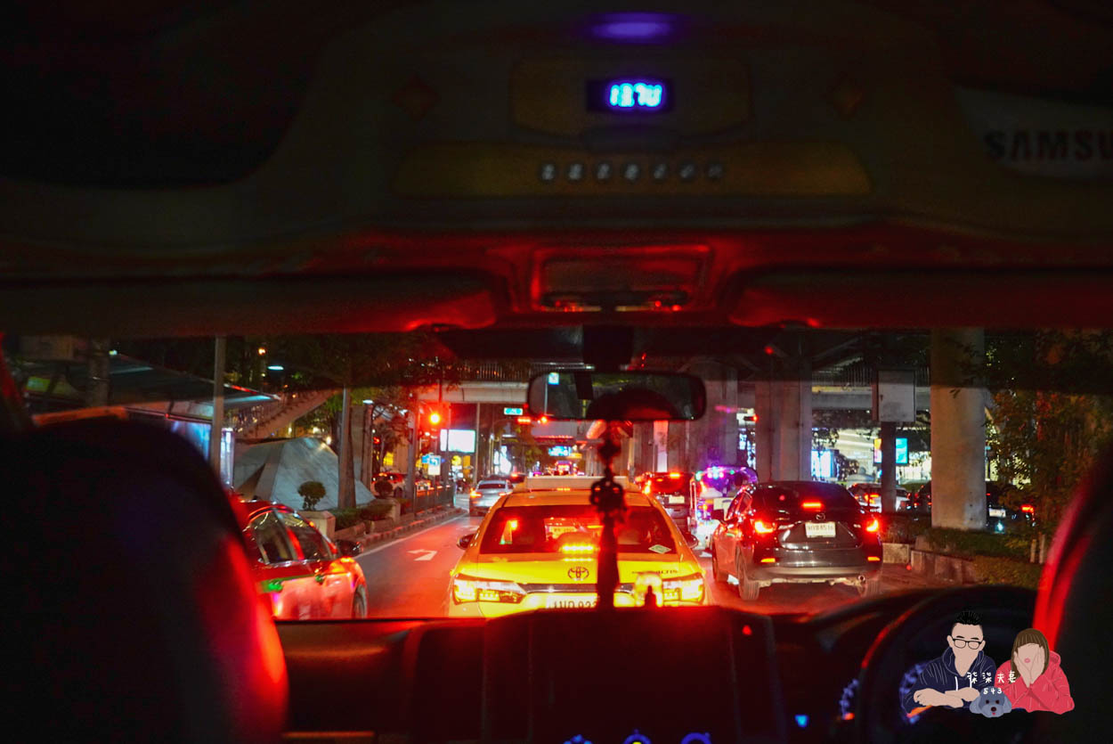 KLOOK曼谷機場接送評價》11人座超划算,泰國素萬那普機場實際搭乘經驗分享。 - 第25張圖 KLOOK曼谷機場接送 (33)