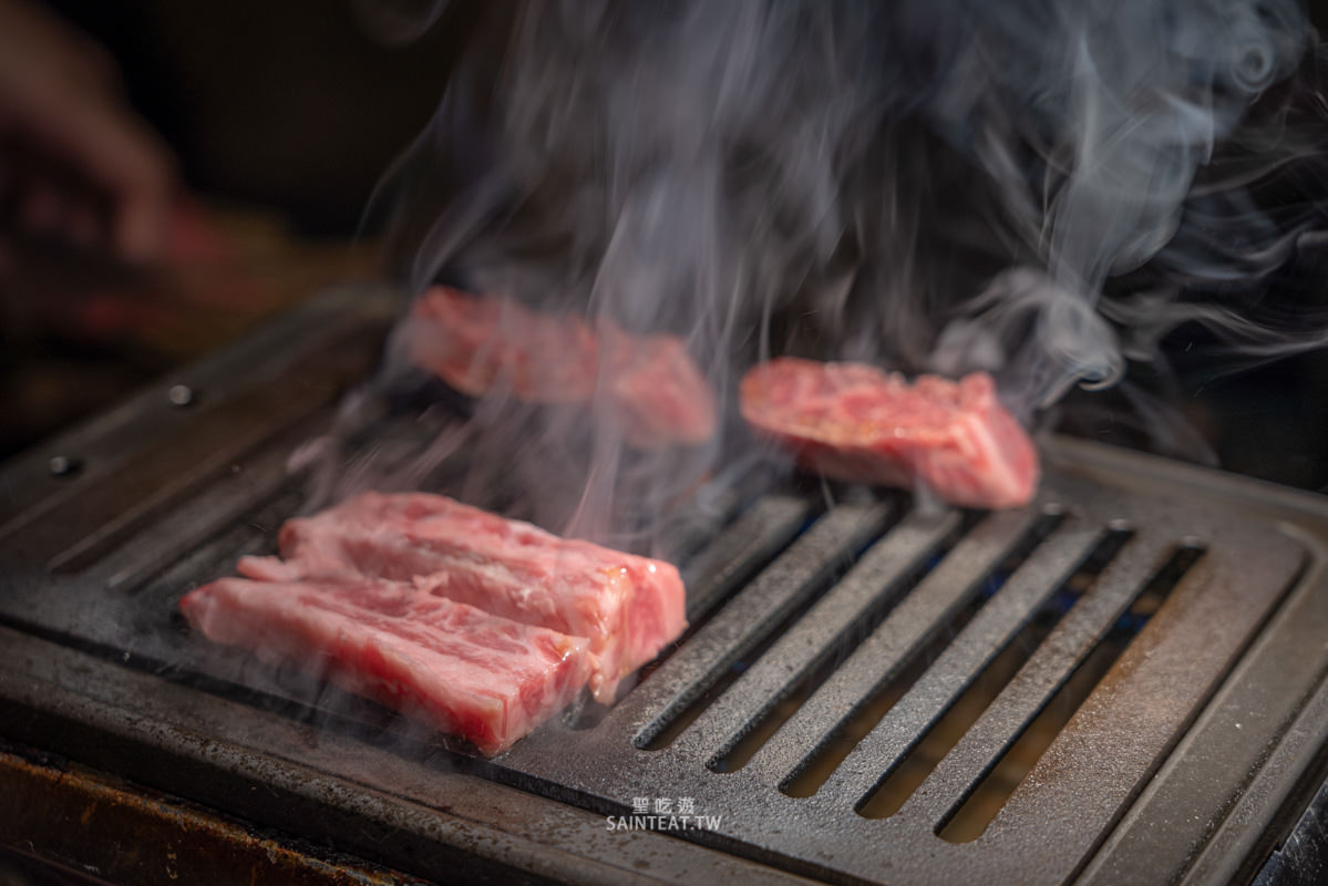 KODO和牛燒肉》二訪！台中燒肉推薦，超超超超好吃的和牛燒烤，而且全程桌邊幫烤！！