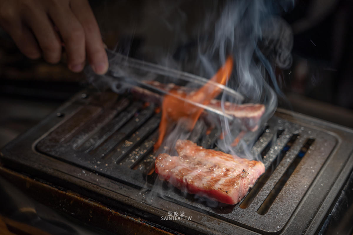 KODO和牛燒肉》二訪！台中燒肉推薦，超超超超好吃的和牛燒烤，而且全程桌邊幫烤！！