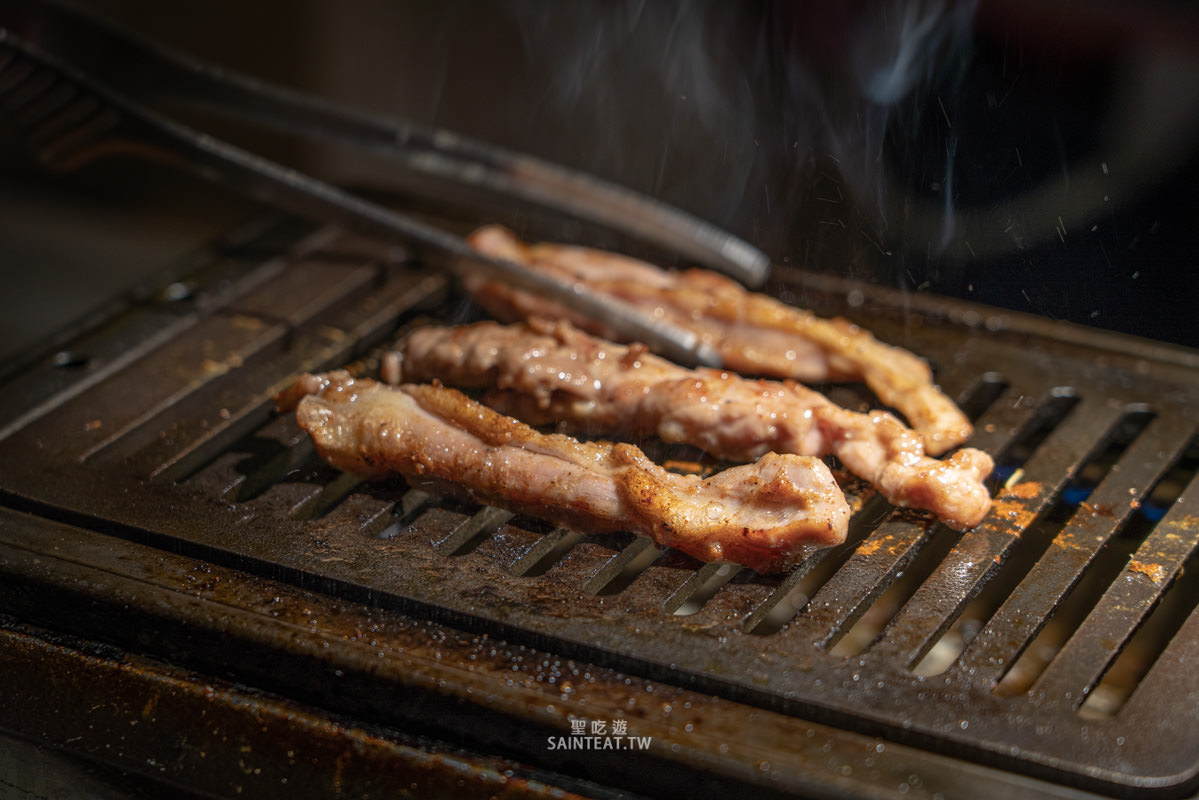 KODO和牛燒肉》二訪!台中燒肉推薦,超超超超好吃的和牛燒烤,而且全程桌邊幫烤!! - 第61張圖 KODO和牛燒肉》二訪!台中燒肉推薦,超超超超好吃的和牛燒烤,而且全程桌邊幫烤!!