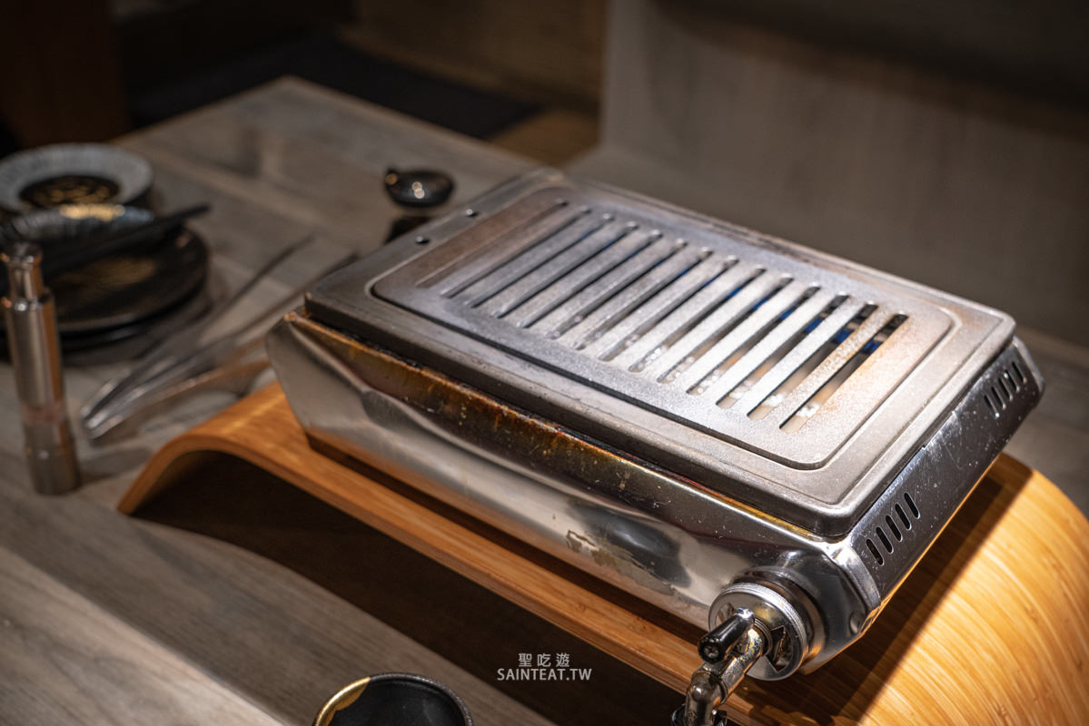 KODO和牛燒肉》二訪!台中燒肉推薦,超超超超好吃的和牛燒烤,而且全程桌邊幫烤!! - 第10張圖 KODO和牛燒肉》二訪!台中燒肉推薦,超超超超好吃的和牛燒烤,而且全程桌邊幫烤!!