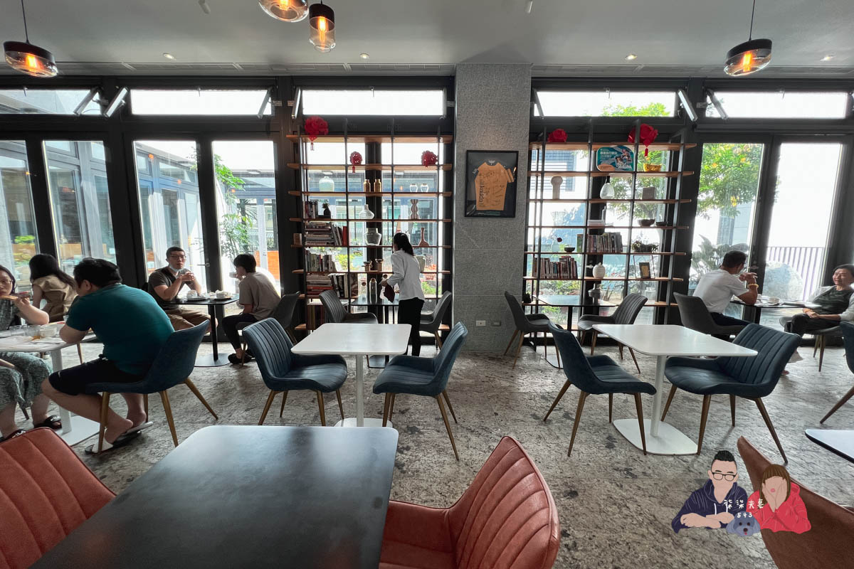 Kadda Hotel 璽賓行旅》每間都是海景房，還有無邊際泳池，窗外海天一色好壯闊！