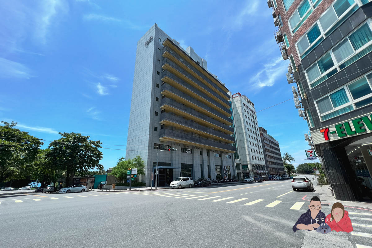 Kadda Hotel 璽賓行旅》每間都是海景房，還有無邊際泳池，窗外海天一色好壯闊！