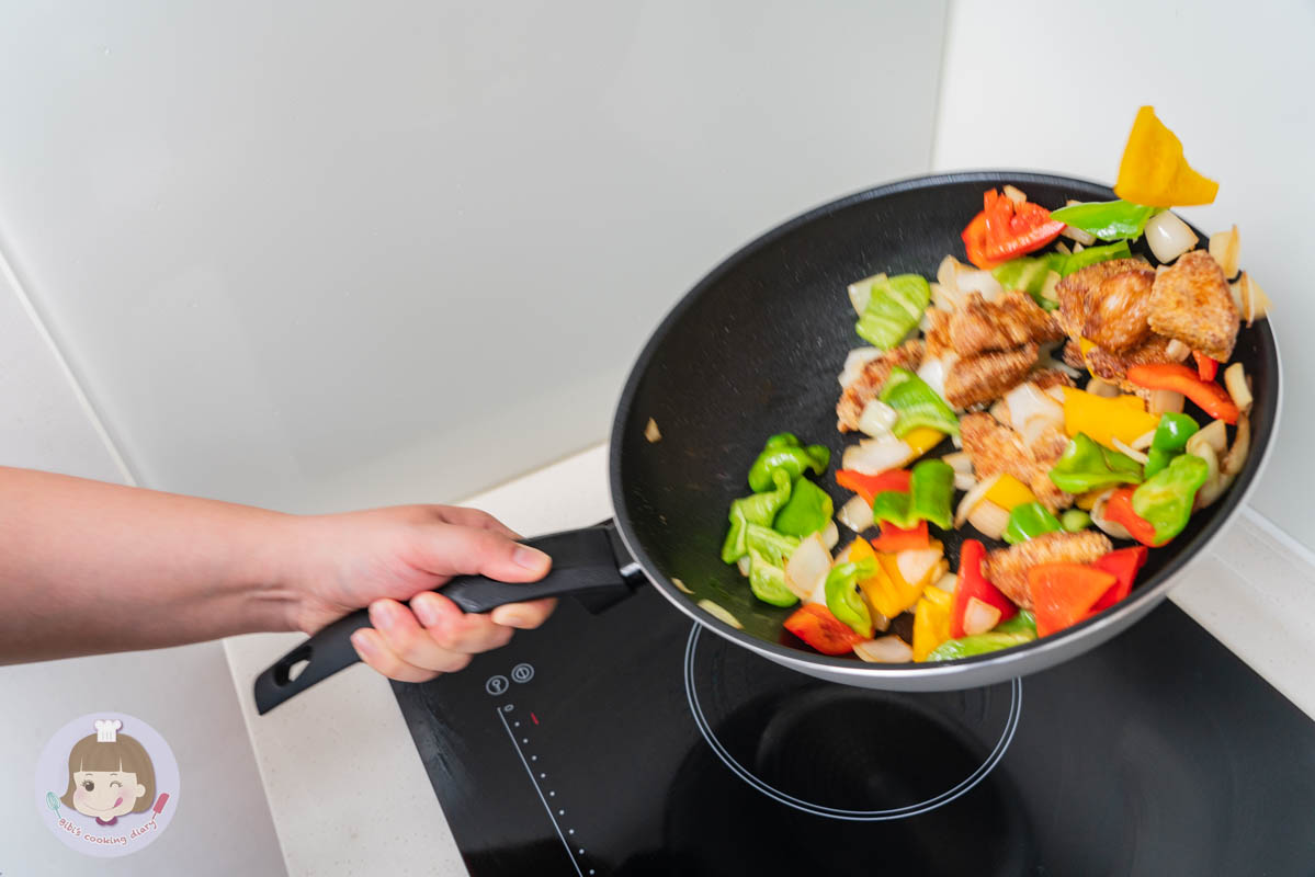 不沾鍋推薦》樂扣樂扣不沾鍋北歐極光灰,適用於瓦斯爐、IH爐、電磁爐、電陶爐等多種爐具 - 第23張圖 不沾鍋推薦》樂扣樂扣不沾鍋北歐極光灰,適用於瓦斯爐、IH爐、電磁爐、電陶爐等多種爐具