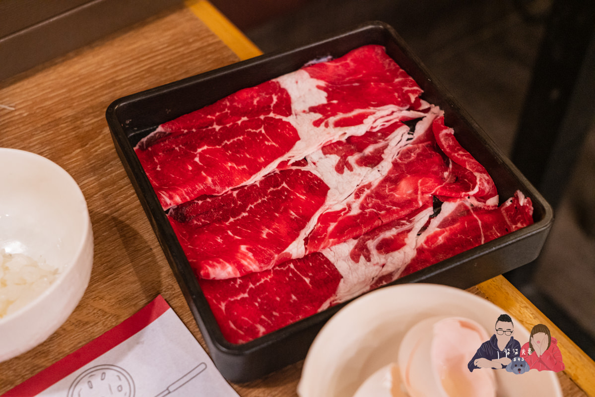 MOMO壽喜燒南港店》MO-MO-PARADISE 南港潤泰牧場｜經典的壽喜燒吃到飽。