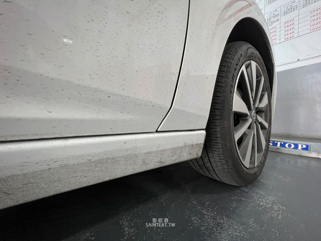 NISSAN CARSPA》新車第一次汽車美容決定以身試毒，原廠洗車真的很糟嗎？