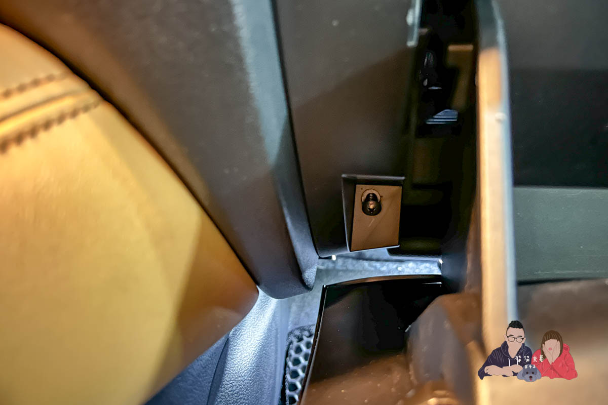 NISSAN SENTRA B18冷氣濾網更換》濾網位置／DIY教學／更換時間，汽車小白也可以學會！