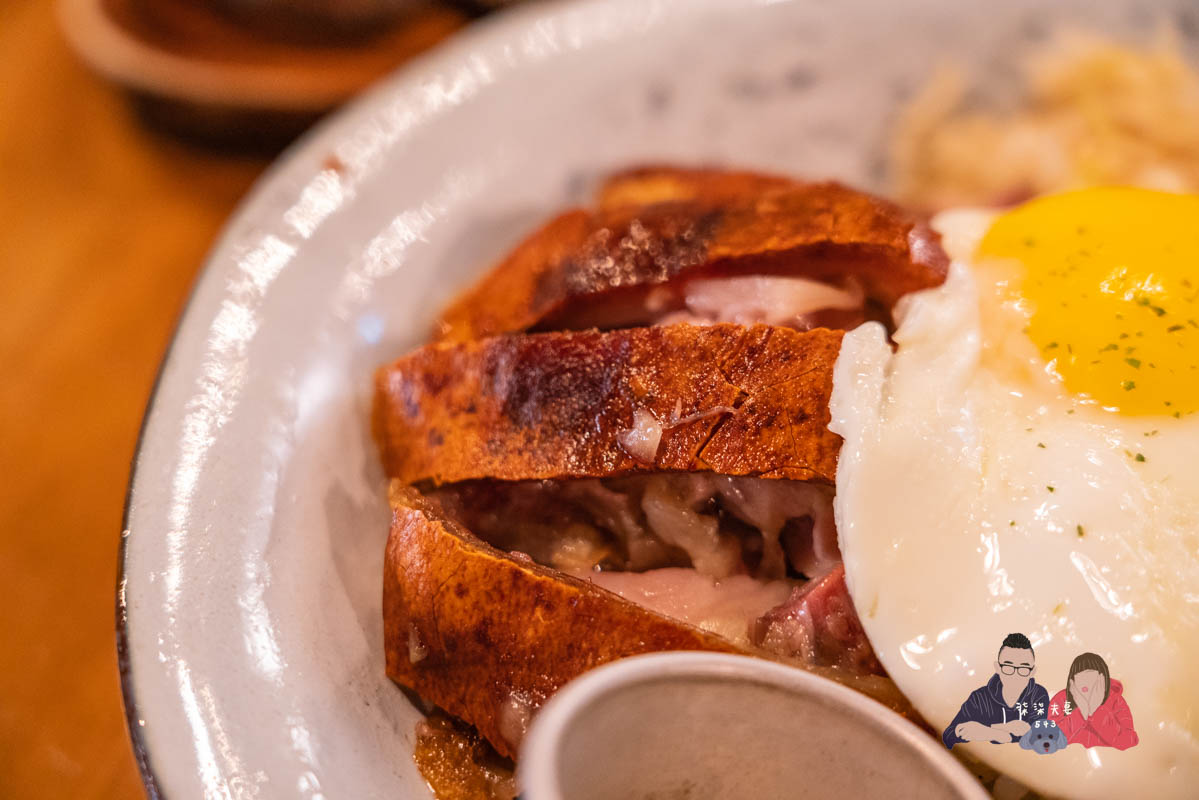 舒曼6號餐館南京店》台北小巨蛋早午餐推薦,爆好吃的德國豬腳絕對要點,千元內德式豬腳之王! - 第28張圖 舒曼6號餐館南京店》台北小巨蛋早午餐推薦,爆好吃的德國豬腳絕對要點,千元內德式豬腳之王!