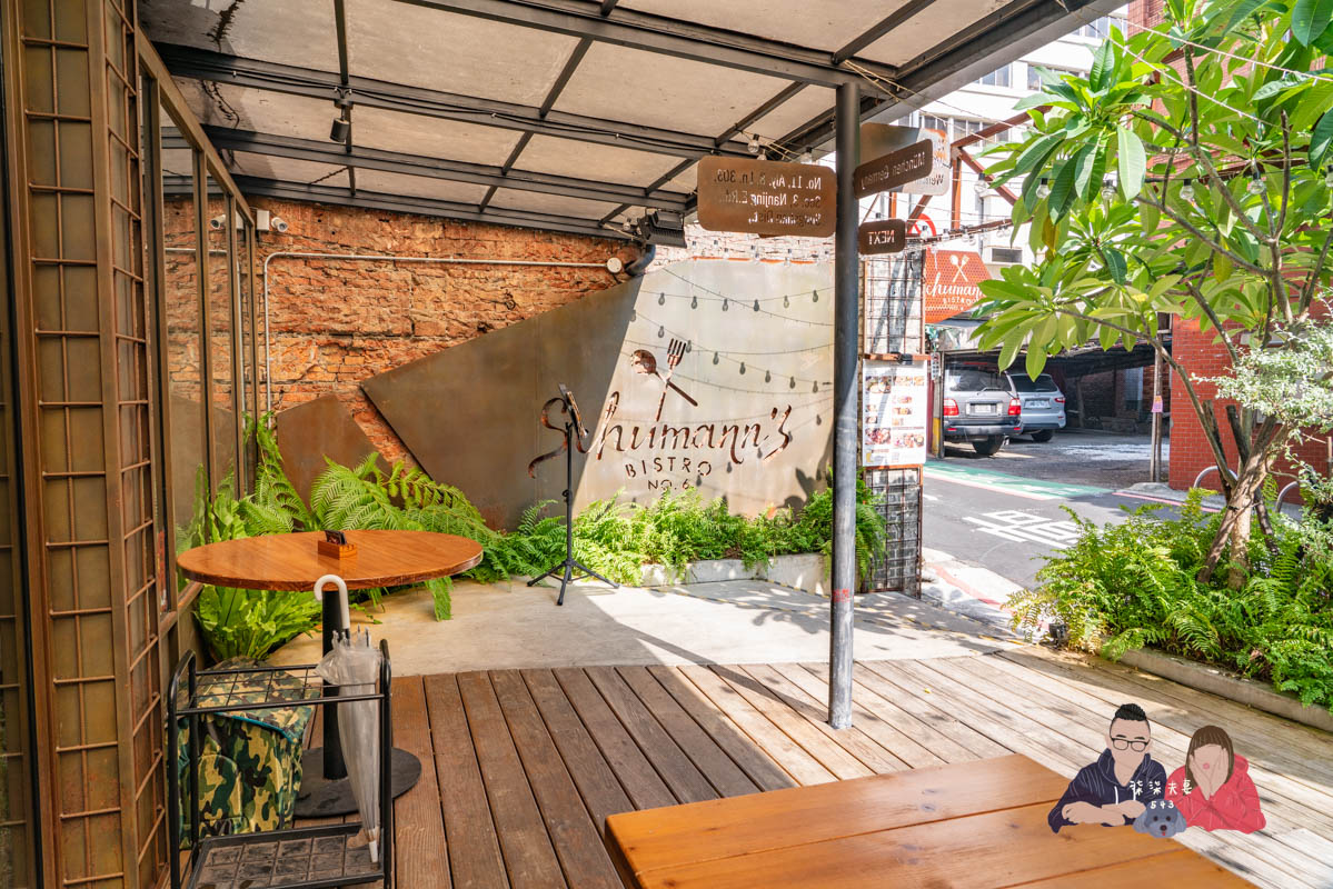 舒曼6號餐館南京店》台北小巨蛋早午餐推薦,爆好吃的德國豬腳絕對要點,千元內德式豬腳之王! - 第13張圖 舒曼6號餐館南京店》台北小巨蛋早午餐推薦,爆好吃的德國豬腳絕對要點,千元內德式豬腳之王!