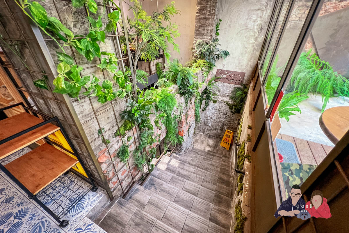 舒曼6號餐館南京店》台北小巨蛋早午餐推薦,爆好吃的德國豬腳絕對要點,千元內德式豬腳之王! - 第18張圖 舒曼6號餐館南京店》台北小巨蛋早午餐推薦,爆好吃的德國豬腳絕對要點,千元內德式豬腳之王!