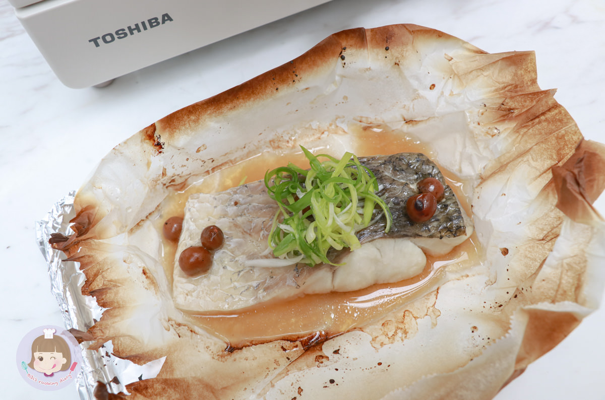 烤箱料理》紙包魚食譜|台式的破布子也能做成紙包魚! - 第6張圖 烤箱料理》紙包魚食譜|台式的破布子也能做成紙包魚!