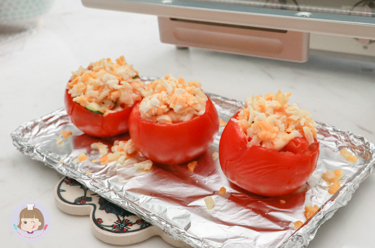 烤箱料理》焗烤蕃茄盅食譜|清炒、白醬、紅醬、青醬皆可自由變化 - 第9張圖 烤箱料理》焗烤蕃茄盅食譜|清炒、白醬、紅醬、青醬皆可自由變化