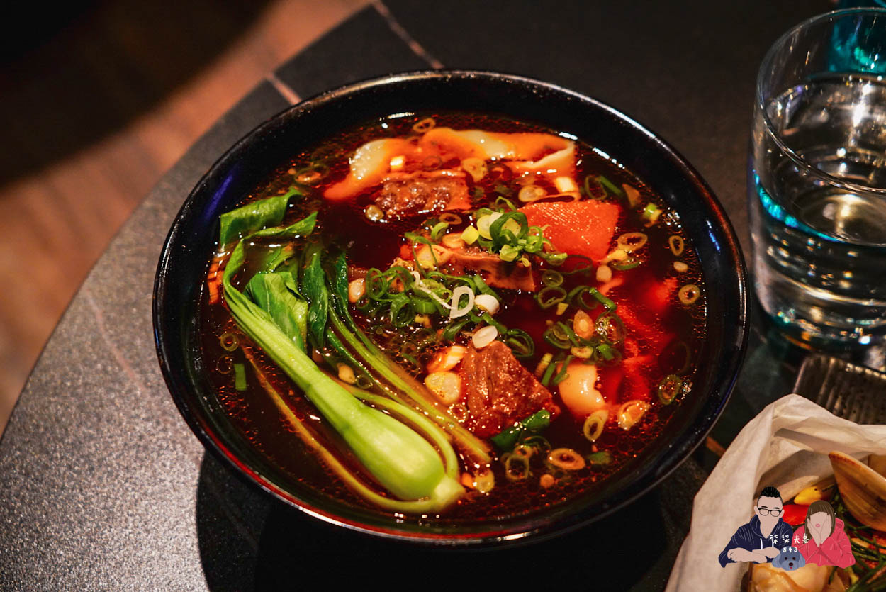 ZIZZY》餐跟酒都很出色,吃貨跟酒鬼都能找到滿足的台中餐酒館! - 第36張圖 Zizzy台中餐酒館 (19)