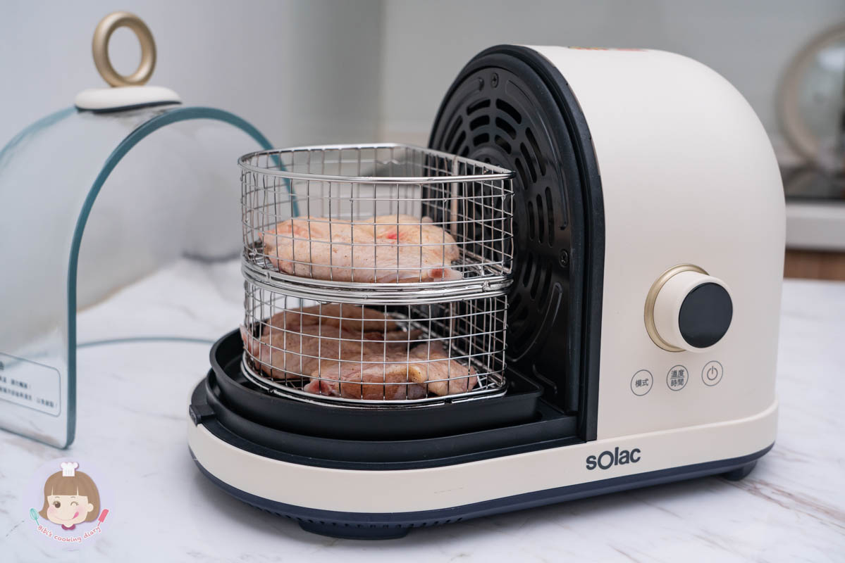 氣炸鍋推薦》sOlac膠囊空氣烤炸鍋｜可煎可炸一機兩用，小家庭必備家電！