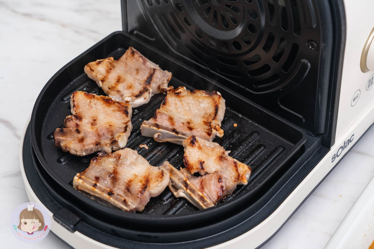 氣炸鍋推薦》sOlac膠囊空氣烤炸鍋｜可煎可炸一機兩用，小家庭必備家電！