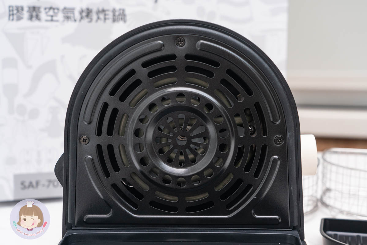 氣炸鍋推薦》sOlac膠囊空氣烤炸鍋｜可煎可炸一機兩用，小家庭必備家電！